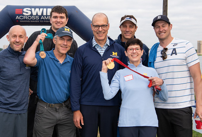 48330240102_5524650017_c