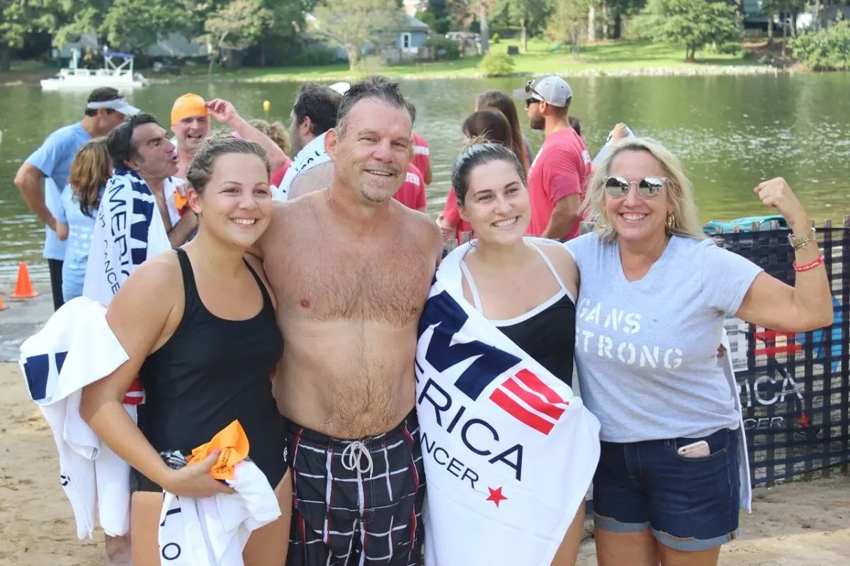 gans-familyjpg-20220928135734-56292700